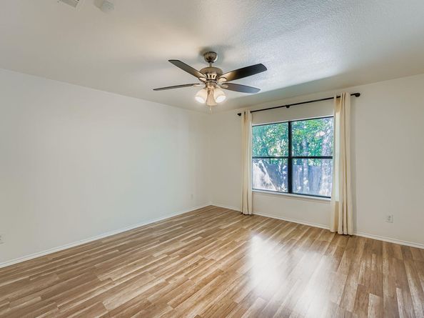 1334 Water Spaniel WAY, Round Rock TX 78664