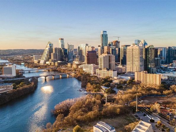48 East Ave 2707, Austin TX 78701