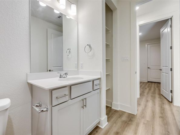 4500 Silverhill DR, Lago Vista TX 78645