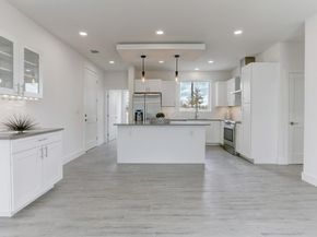 4300 Mansfield Dam RD 1131, Austin TX 78734