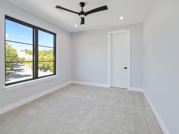 5717 Lost Horizon DR 2, Austin TX 78759