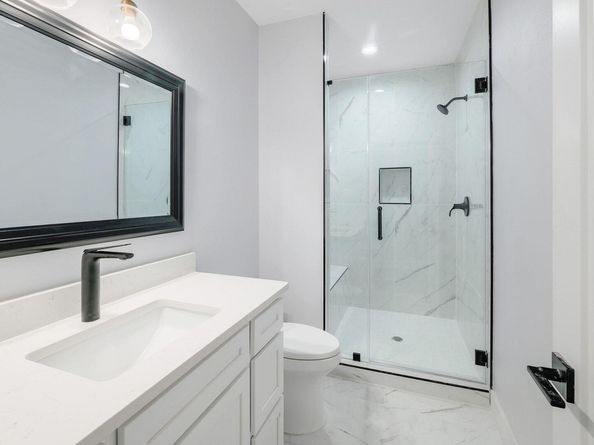 5717 Lost Horizon DR 2, Austin TX 78759