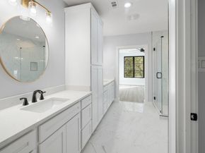 5717 Lost Horizon DR 2, Austin TX 78759