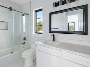 5717 Lost Horizon DR 2, Austin TX 78759