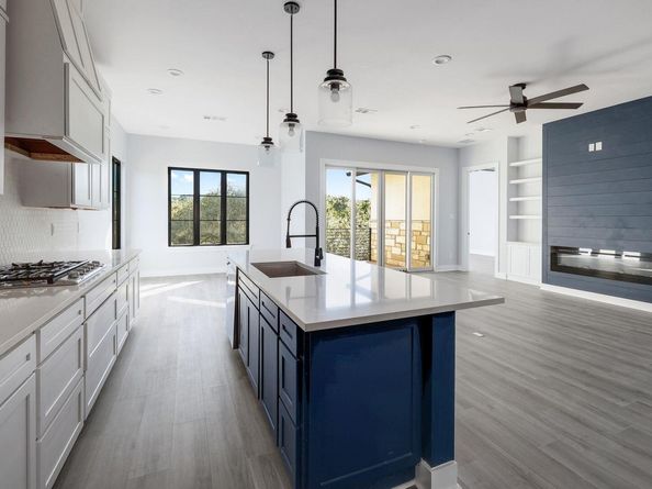 5717 Lost Horizon DR 2, Austin TX 78759