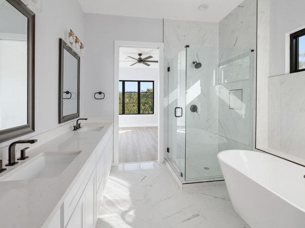 5717 Lost Horizon DR 2, Austin TX 78759