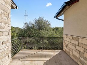 5717 Lost Horizon DR 2, Austin TX 78759