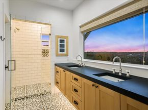 211 Ronay DR, Spicewood TX 78669