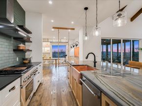 211 Ronay DR, Spicewood TX 78669