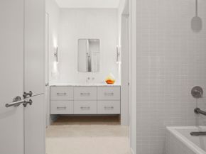 1812 Basin Ledge E, West Lake Hills TX 78746