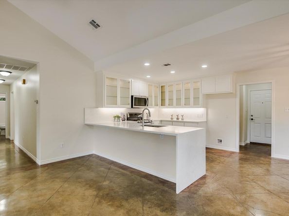 707 Royal LN, Cedar Park TX 78613