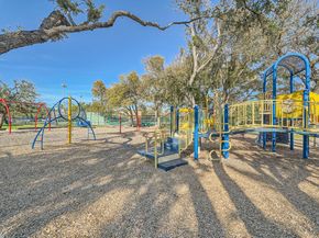 2002 Verbena DR 1336B, Austin TX 78750