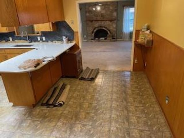 7001 Twin Crest DR, Austin TX 78752