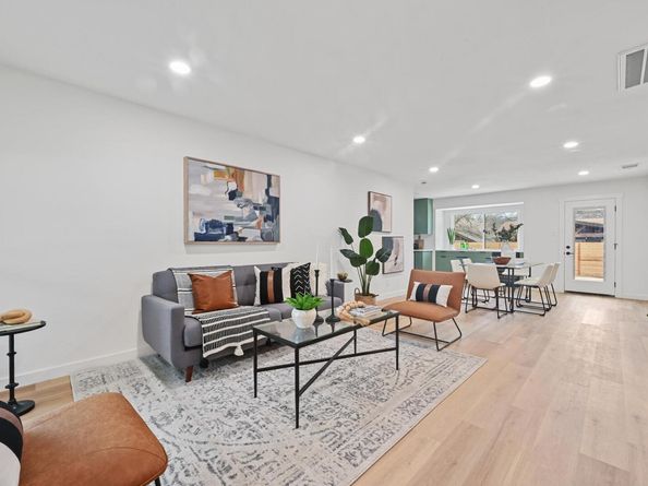 2600 Berkett DR, Austin TX 78745