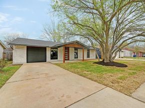 2600 Berkett DR, Austin TX 78745