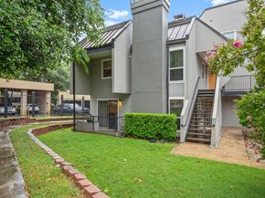 935 La Posada DR 148, Austin TX 78752
