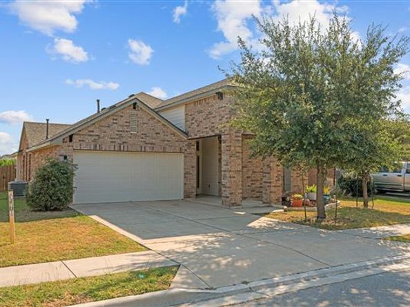 924 Canvasback Creek DR, Leander TX 78641