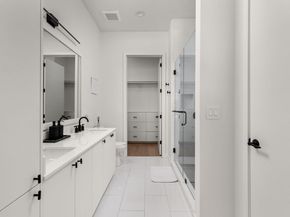 800 Embassy DR 113, Austin TX 78702