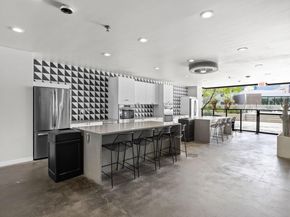 800 Embassy DR 113, Austin TX 78702