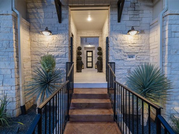 105 Bisset CT, Lakeway TX 78738