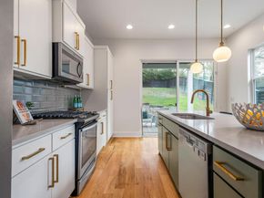 1301 Cometa ST A, Austin TX 78721