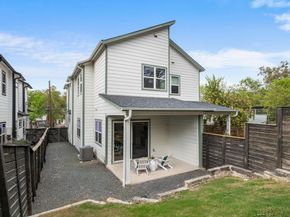 1301 Cometa ST A, Austin TX 78721