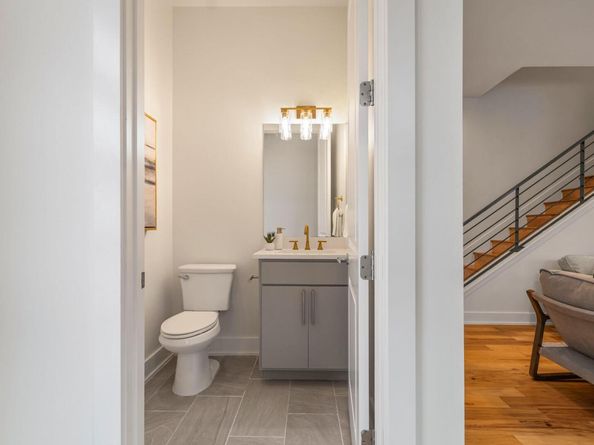 1301 Cometa ST A, Austin TX 78721