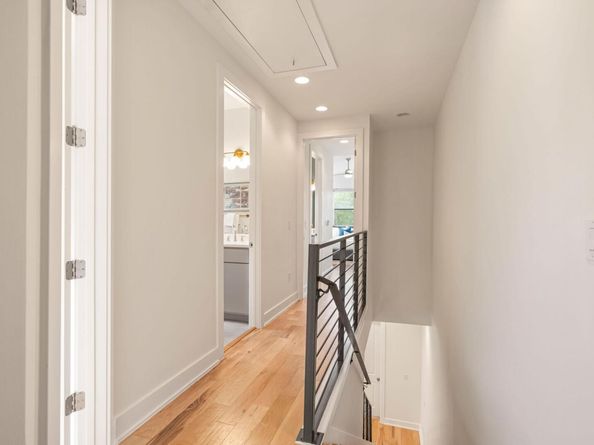 1301 Cometa ST A, Austin TX 78721