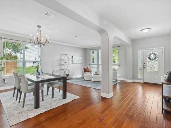 7820 Oteka CV, Austin TX 78735