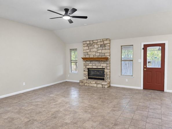 306 Debora DR, Georgetown TX 78628