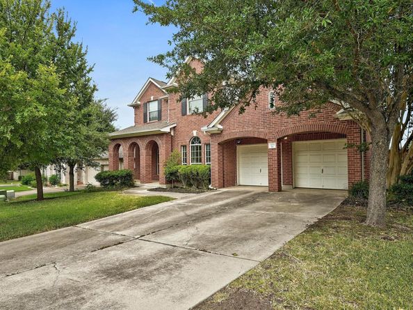 1104 Stone Slope CT, Round Rock TX 78665