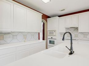 1104 Stone Slope CT, Round Rock TX 78665