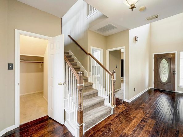 1104 Stone Slope CT, Round Rock TX 78665