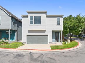 3001 Del Curto RD 11, Austin TX 78704