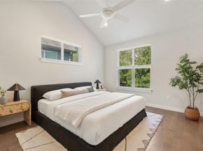 3001 Del Curto RD 11, Austin TX 78704