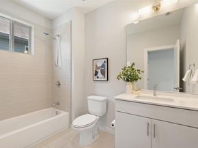 3001 Del Curto RD 11, Austin TX 78704
