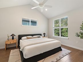 3001 Del Curto RD 11, Austin TX 78704