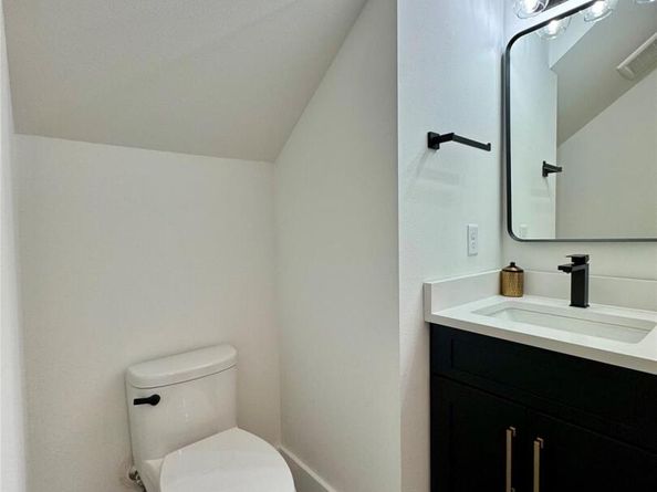 1708 Canterbury ST 2, Austin TX 78702