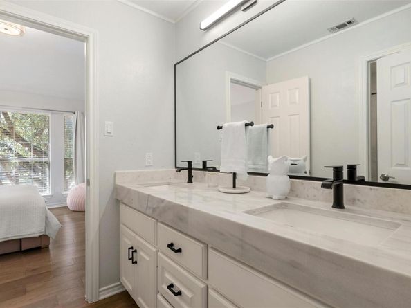 9288 Scenic Bluff DR, Austin TX 78733
