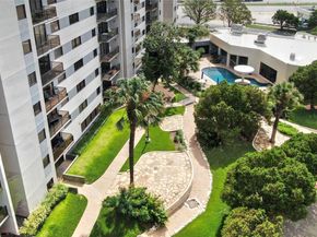 40 N Interstate 35 EXPY 2C2, Austin TX 78701