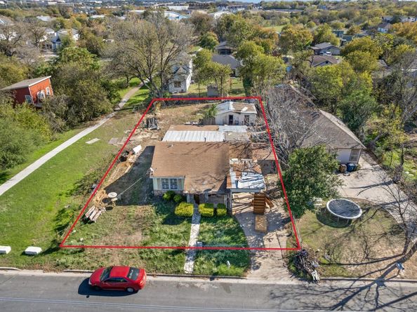 7411 Carver Ave, Austin TX 78752