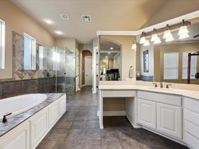 613 Horseback HOLW, Austin TX 78732