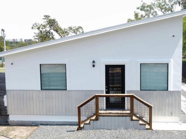 1171 Nickols Ave 1, Austin TX 78721