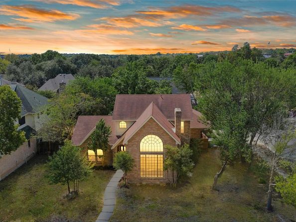 401 Applewood DR, Pflugerville TX 78660