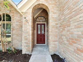401 Applewood DR, Pflugerville TX 78660