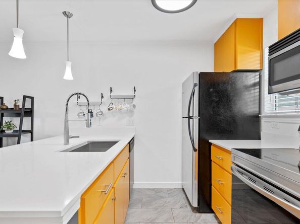 1422 Collier ST 103, Austin TX 78704