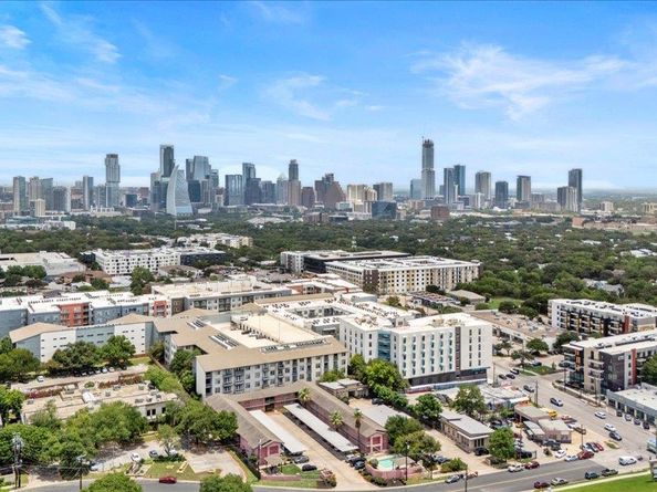 1422 Collier ST 103, Austin TX 78704