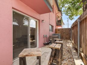1422 Collier ST 103, Austin TX 78704