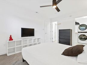 1422 Collier ST 103, Austin TX 78704