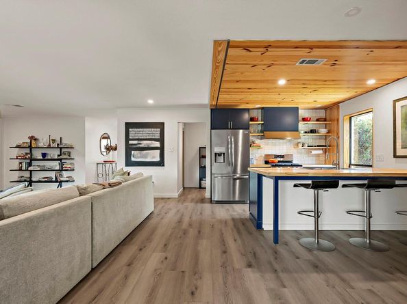 6101 Bridlington CIR, Austin TX 78745